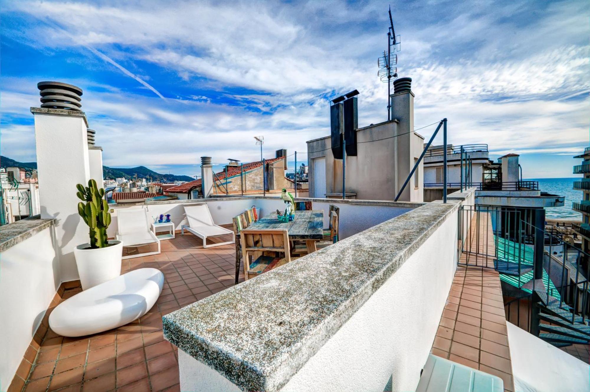 Leilighet Beachstyle Penthouse By Hello Homes Sitges